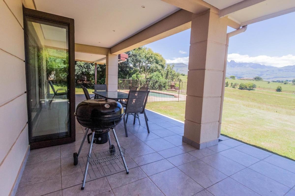 Serenity, Cathkin Estates By Euphoric Leisure Winterton Esterno foto