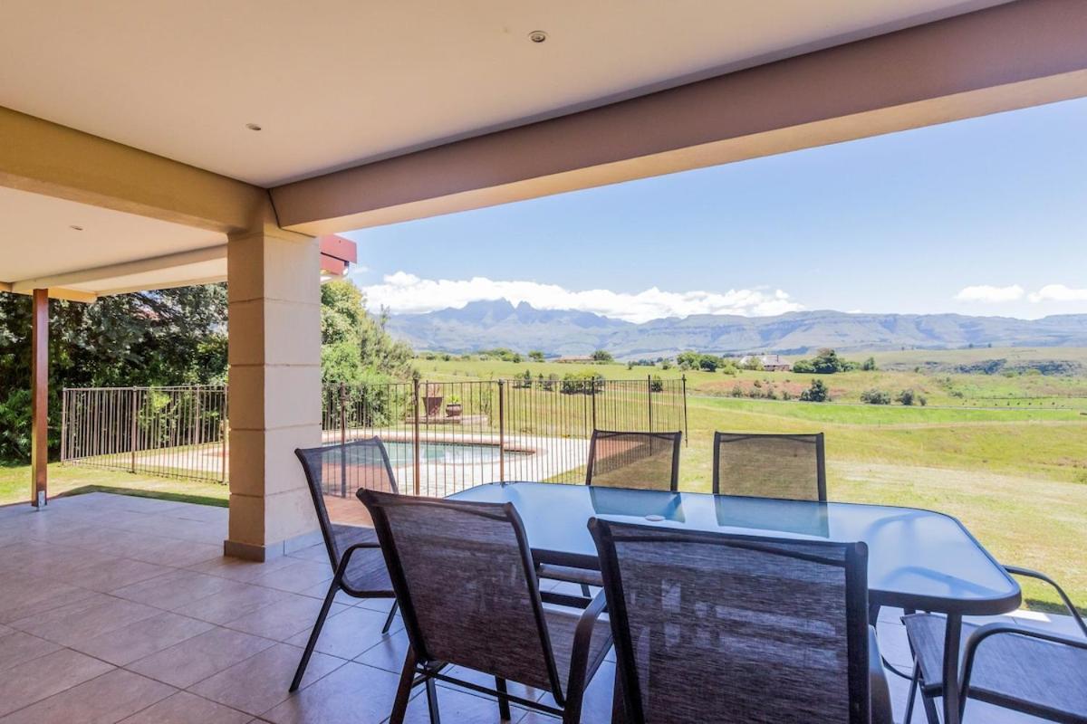 Serenity, Cathkin Estates By Euphoric Leisure Winterton Esterno foto