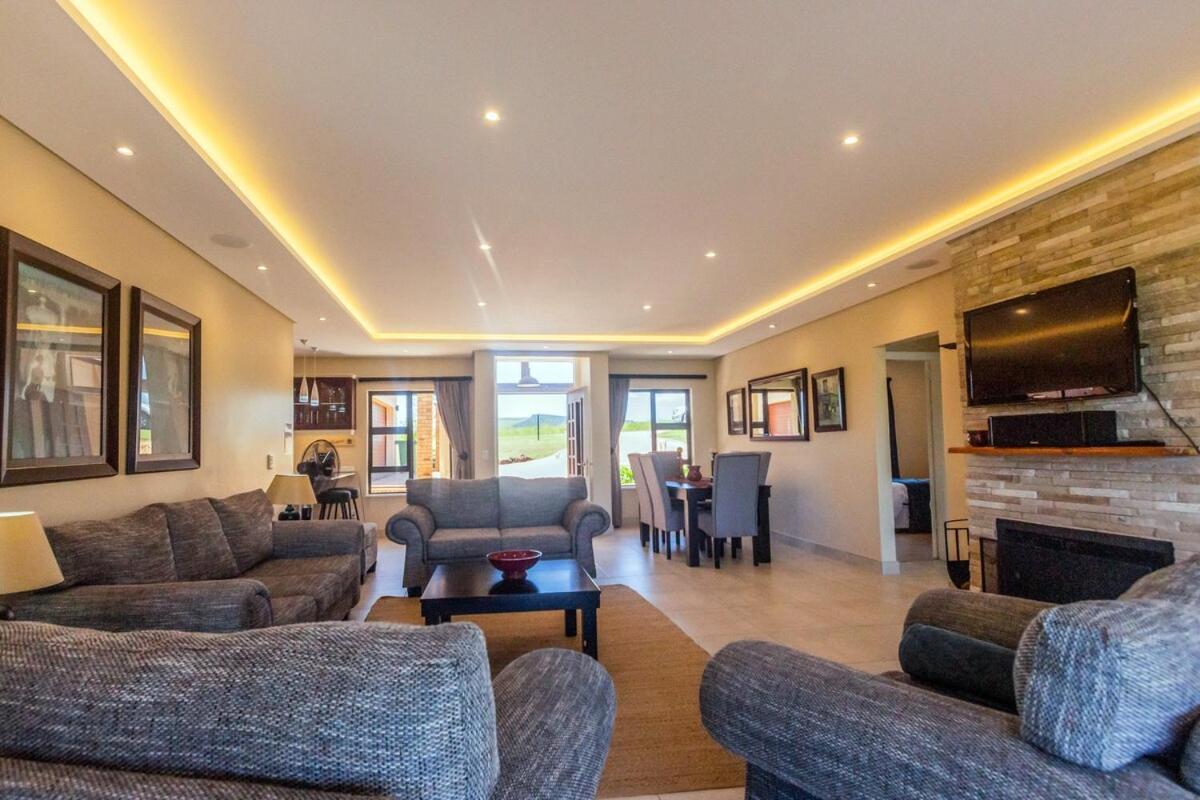 Serenity, Cathkin Estates By Euphoric Leisure Winterton Esterno foto